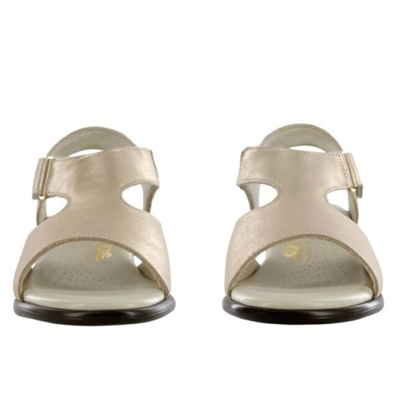 NEW SAS Suntimer Leather Heeled Sandal-Narrow Size 8N in‎ Lusso (Gold) Comfort - Picture 2 of 16